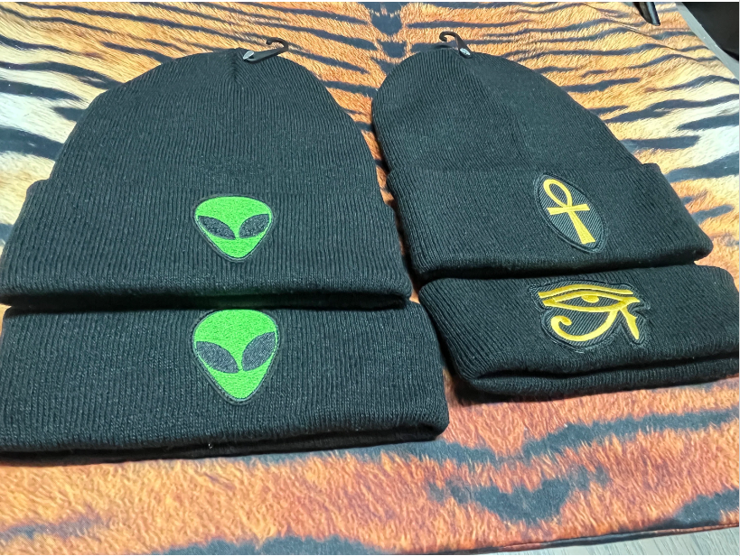 Hats & Beanies